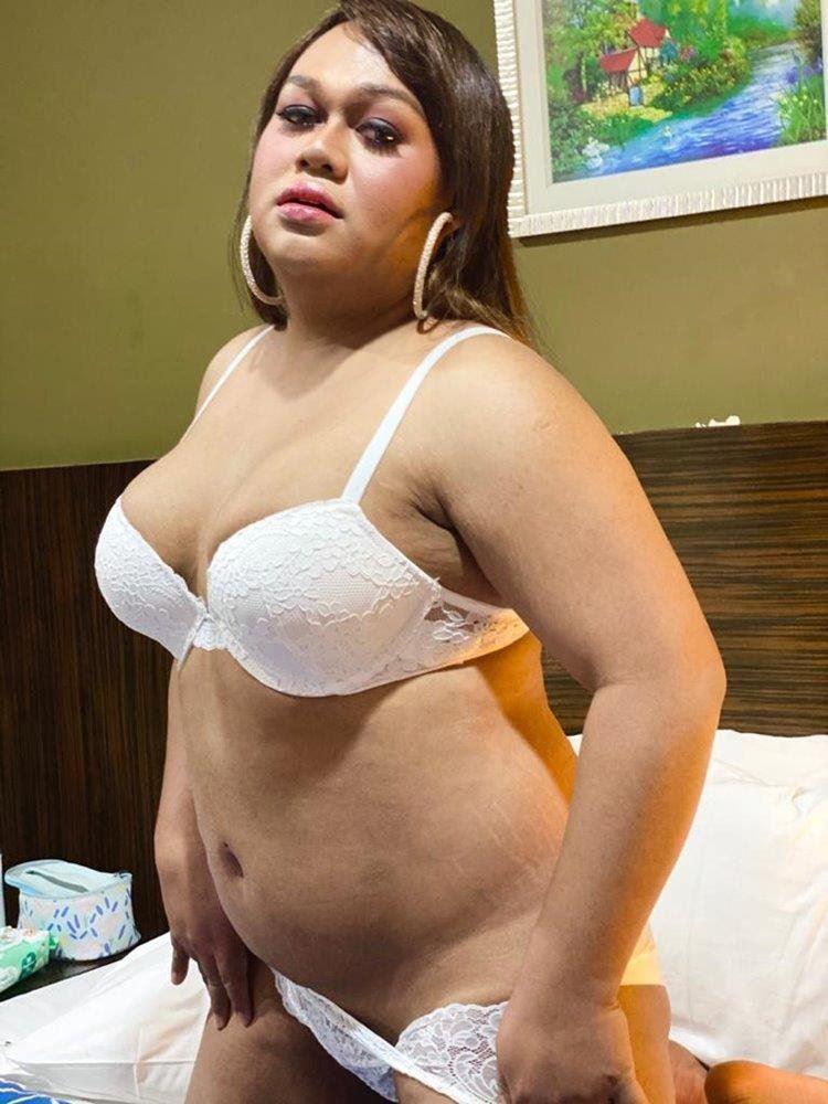 VISITING GOLD COAST CURVY VOLUPTUOUS TRANS TASHA