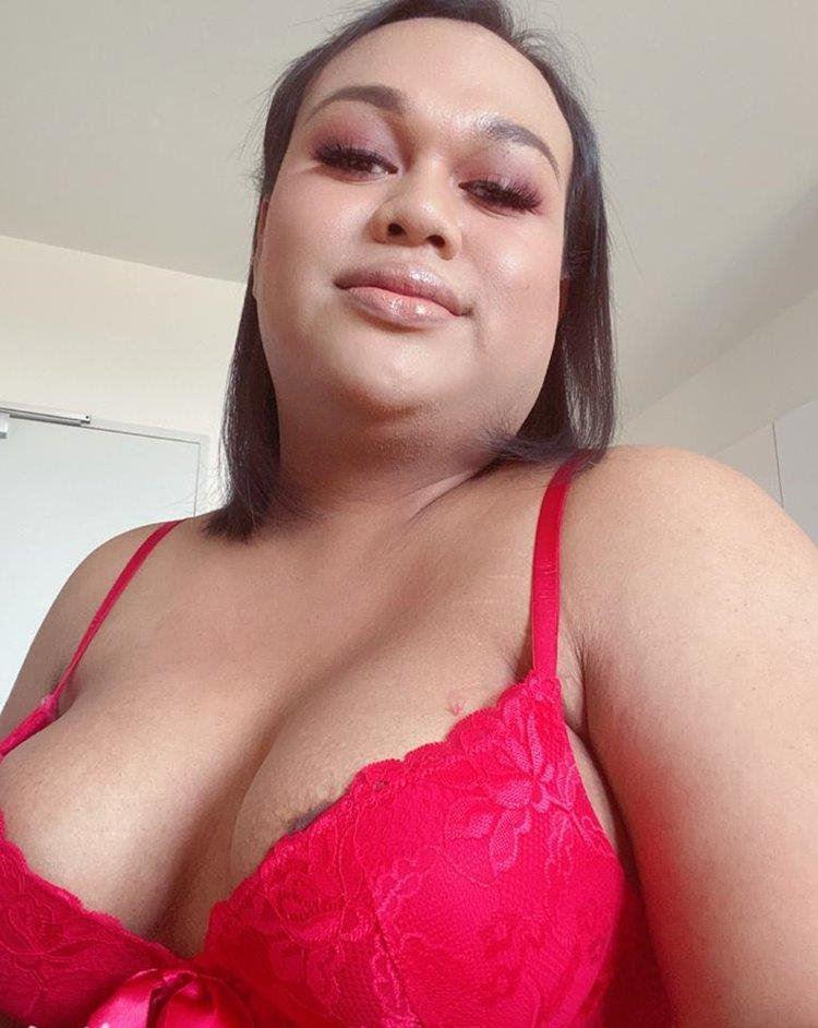 VISITING GOLD COAST CURVY VOLUPTUOUS TRANS TASHA