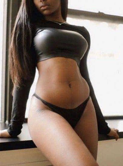 Sexy ebony sasha.🍑💋💋